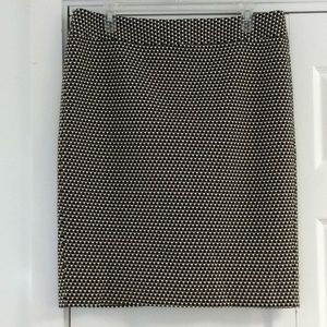 Ann Taylor stretch pencil skirt